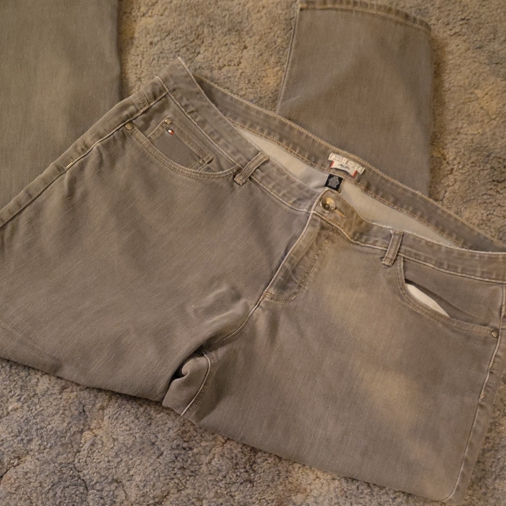 Tommy Hilfiger Light Gray Mid Rise Skinny Jeans 22R